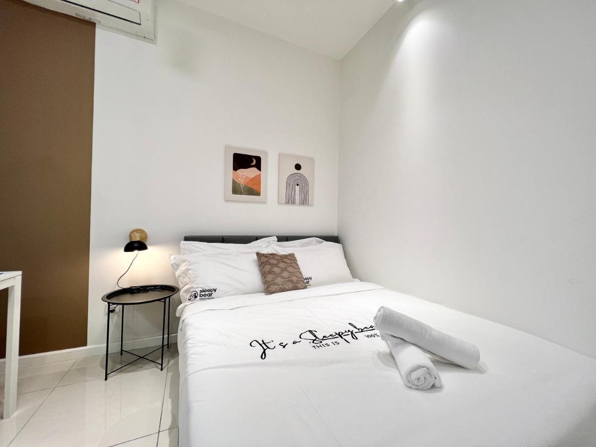 Highpark Suites Kelana Jaya, Petaling Jaya By Sleepy Bear Eksteriør billede