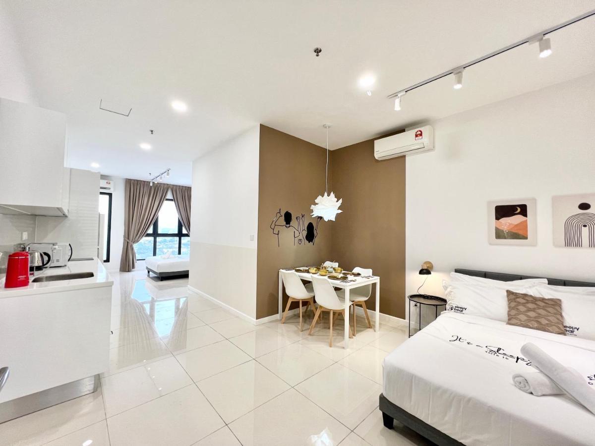 Highpark Suites Kelana Jaya, Petaling Jaya By Sleepy Bear Eksteriør billede